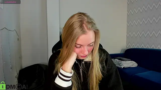 Barbie Lis online show from February 3, 12:54 am