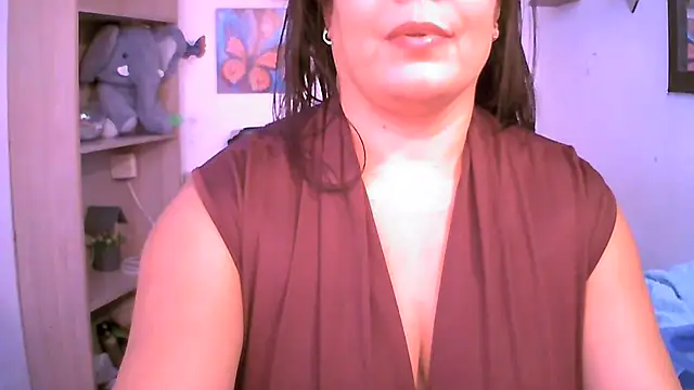 Snapshot of ChiaraFioree chatting on April 29, 8:04 pm ChiaraFioree online show from April 29, 8:04 pm