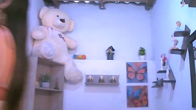 ChiaraFioree online show from November 13, 7:29 pm