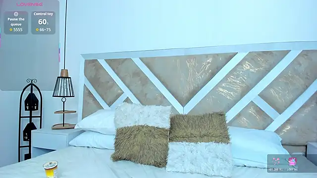 ZiaCalifa online show from February 9, 11:52 am