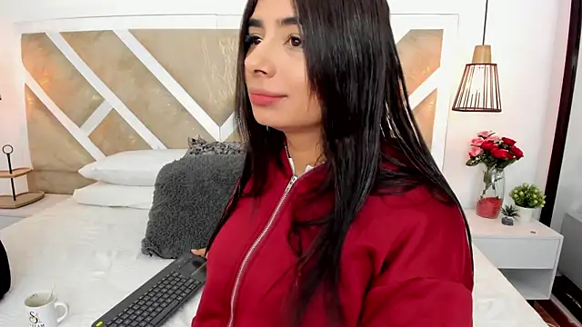 Snapshot of ZiaCalifa chatting on June 27, 11:49 am ZiaCalifa online show from June 27, 11:49 am