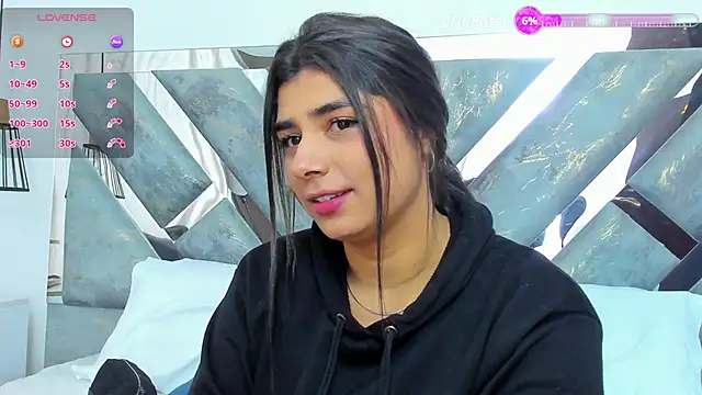 ZiaCalifa online show from November 6, 12:20 pm