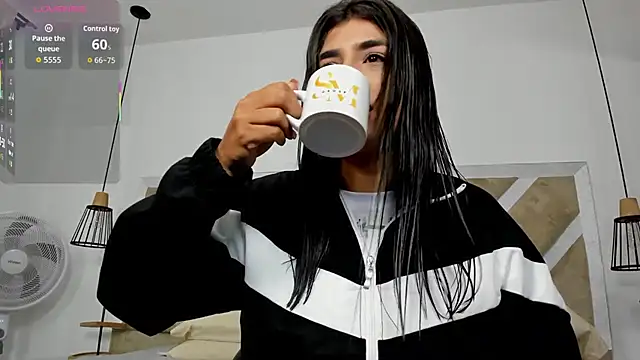 ZiaCalifa online show from April 9, 11:16 am