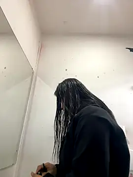 ZiaCalifa online show from December 4, 9:52 am