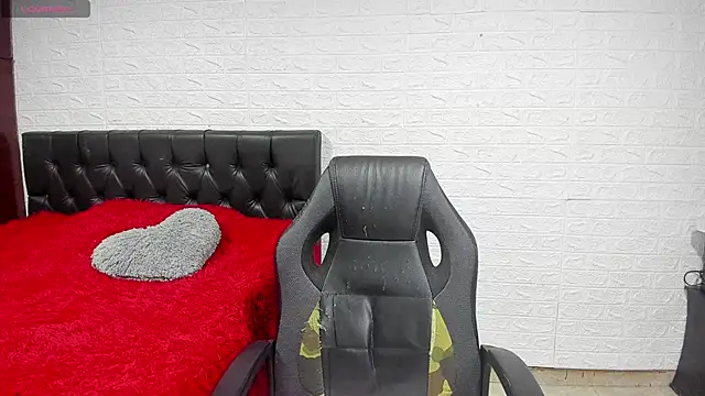 lauren ashlee online show from December 17, 4:32 pm