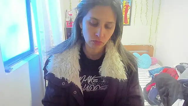 lauren ashlee online show from October 15, 5:43 pm