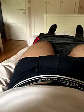 Snapshot of sergigomez chatting on October 31, 2:02 pm sergigomez online show from October 31, 2:02 pm