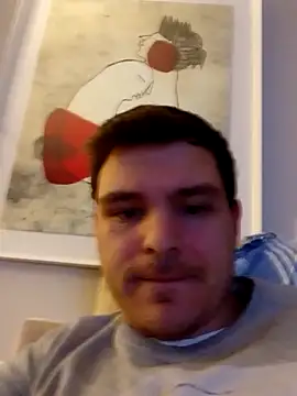 Snapshot of sergigomez chatting on February 19, 12:03 am sergigomez online show from February 19, 12:03 am