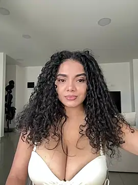 Mariecurl online show from May 24, 6:52 pm