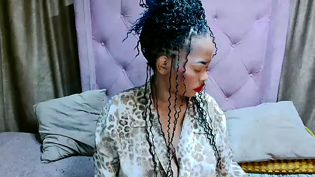 AFRICANGODDESSXXX online show from April 8, 11:28 pm