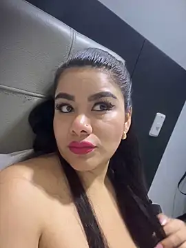 Insane Issa online show from February 16, 3:59 pm