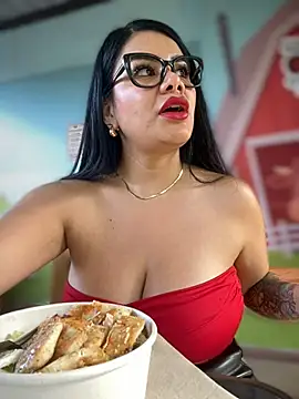 Insane Issa online show from March 22, 8:59 pm