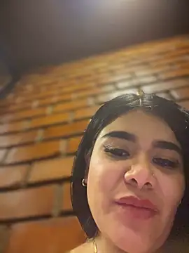 Insane Issa online show from January 31, 2:26 am