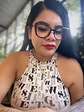 Insane Issa online show from March 17, 9:57 pm