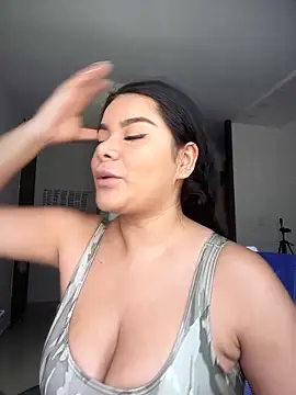 Insane Issa online show from October 1, 3:16 pm