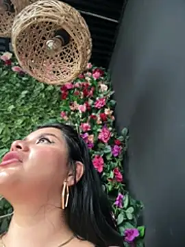 Insane Issa online show from January 15, 3:26 pm