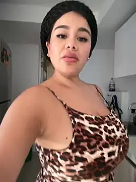 Insane Issa online show from June 2, 9:15 pm