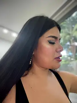 Insane Issa online show from November 18, 10:34 pm