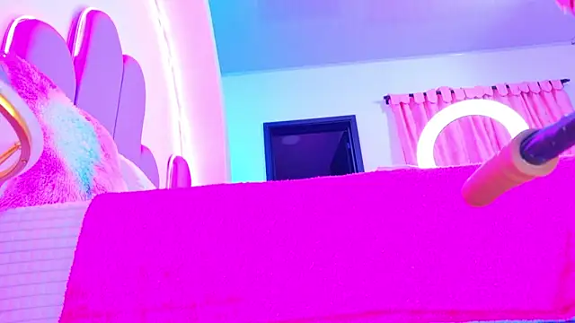 NathaxaLeans online show from April 14, 11:59 am