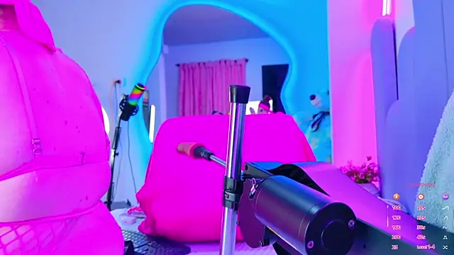 NathaxaLeans online show from March 21, 12:09 pm