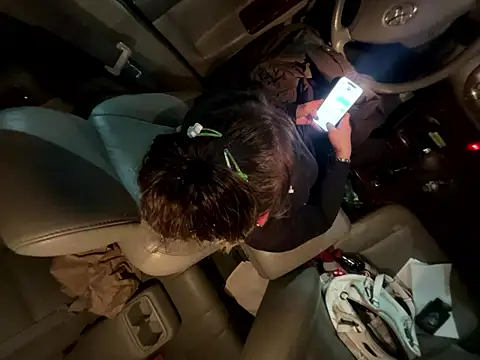 SummerBlueMoon online show from March 5, 11:07 am