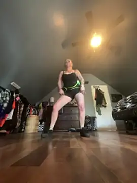 SummerBlueMoon online show from March 4, 10:17 pm