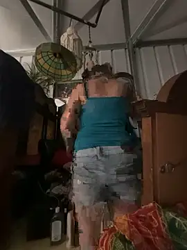 Snapshot of SummerBlueMoon chatting on October 21, 2:55 am SummerBlueMoon online show from October 21, 2:55 am