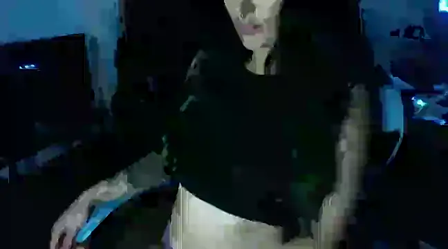 Snapshot of AngelaQueen_ chatting on March 20, 8:19 pm AngelaQueen online show from March 20, 8:19 pm