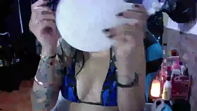 AngelaQueen  online show from March 9, 4:32 pm