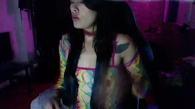 Snapshot of AngelaQueen_ chatting on September 17, 5:37 pm AngelaQueen online show from September 17, 5:37 pm