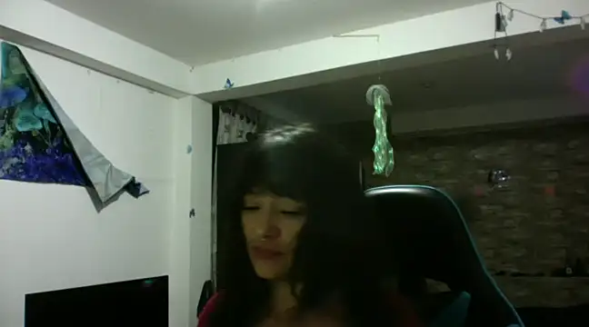 Snapshot of AngelaQueen_ chatting on March 7, 10:54 pm AngelaQueen online show from March 7, 10:54 pm