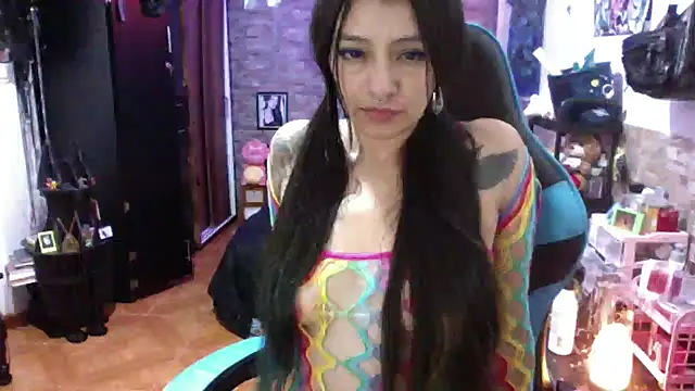 AngelaQueen  online show from April 16, 9:39 pm