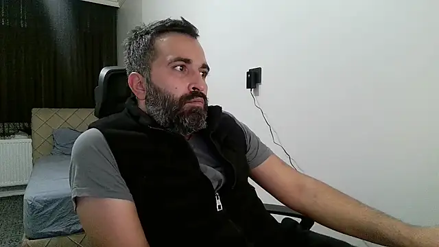 Snapshot of tgltplsr chatting on November 2, 9:20 pm tgltplsr online show from November 2, 9:20 pm