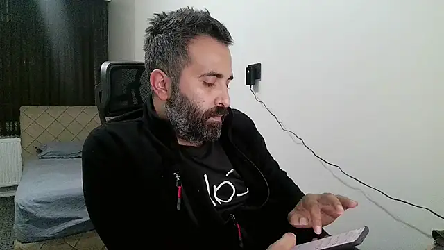 Snapshot of tgltplsr chatting on November 1, 9:52 pm tgltplsr online show from November 1, 9:52 pm