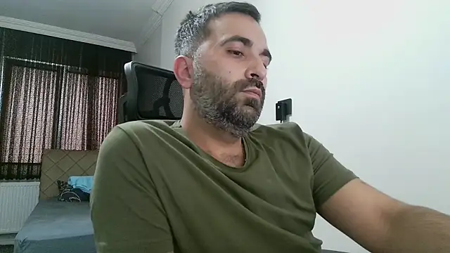 Snapshot of tgltplsr chatting on September 14, 4:02 am tgltplsr online show from September 14, 4:02 am
