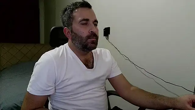 Snapshot of tgltplsr chatting on December 2, 11:06 pm tgltplsr online show from December 2, 11:06 pm