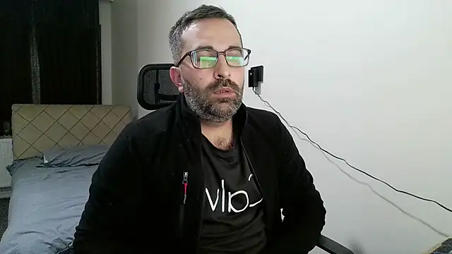 Snapshot of tgltplsr chatting on December 3, 9:03 pm tgltplsr online show from December 3, 9:03 pm