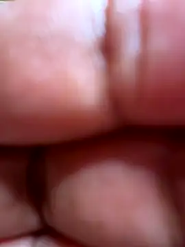 Snapshot of m_yummyshish chatting on October 21, 1:05 am m yummyshish online show from October 21, 1:05 am