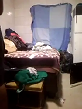 Snapshot of Stormward chatting on April 15, 8:20 pm Stormward online show from April 15, 8:20 pm