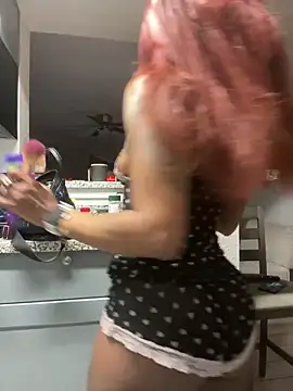 SlimBeenBadd1981 online show from December 17, 11:48 am