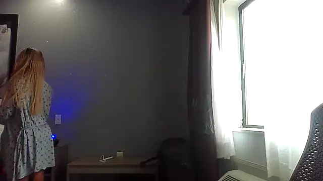 SlimBeenBadd1981 online show from May 17, 9:48 pm