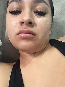 LunaBaker-1 online show from November 14, 6:22 pm