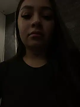 LunaBaker-1 online show from November 22, 8:08 pm