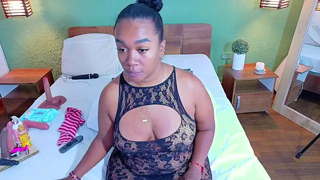 dannaahbrown online show from March 18, 2:41 pm