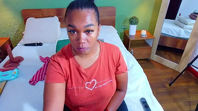 dannaahbrown online show from March 26, 12:25 pm