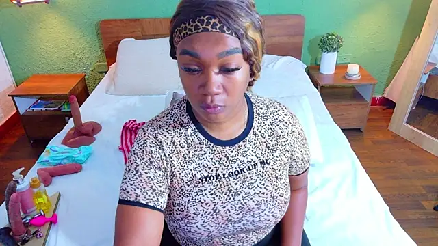 dannaahbrown online show from April 2, 1:18 pm