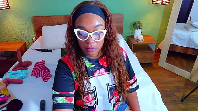 dannaahbrown online show from April 9, 6:36 pm