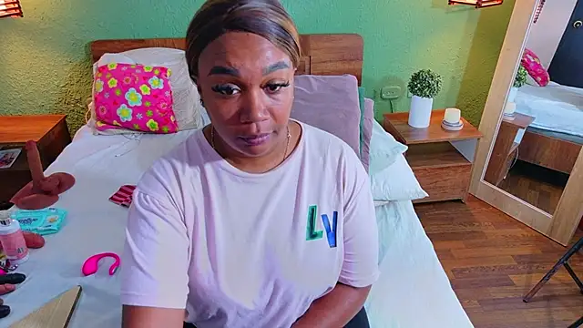 dannaahbrown online show from May 27, 3:41 pm