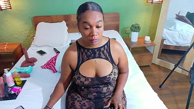 dannaahbrown online show from October 23, 5:11 pm