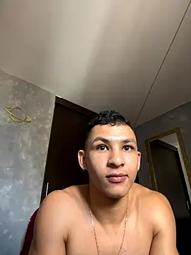 liuscast22 online show from October 25, 4:18 pm